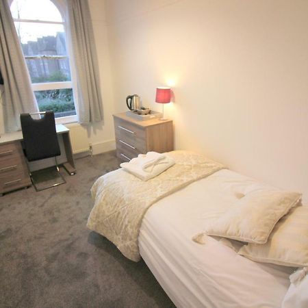 Cambridge City Rooms by Paymán Club Esterno foto